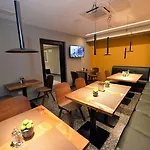 Hotel Alexandar Ii 4*