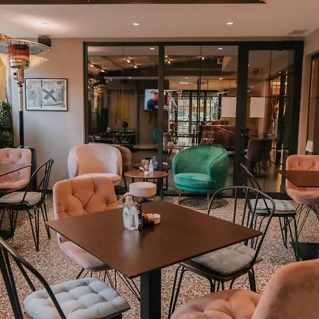 Alexandar Ii 4* Escópia