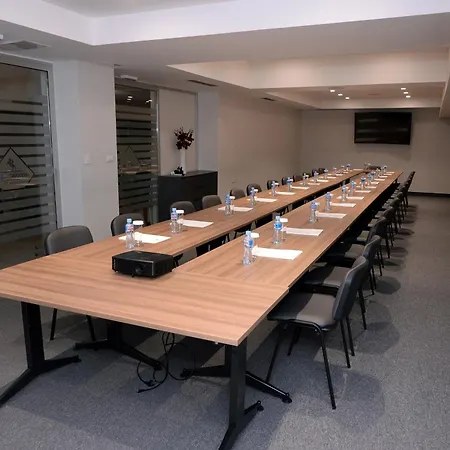 Alexandar Ii Hotell 4*