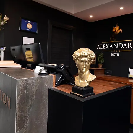 Alexandar Ii Hotell 4*