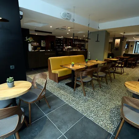 Alexandar Ii Hotell Skopje