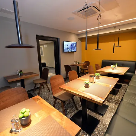 Hotel Alexandar Ii 4*