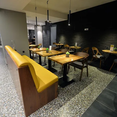 Hotell Alexandar Ii