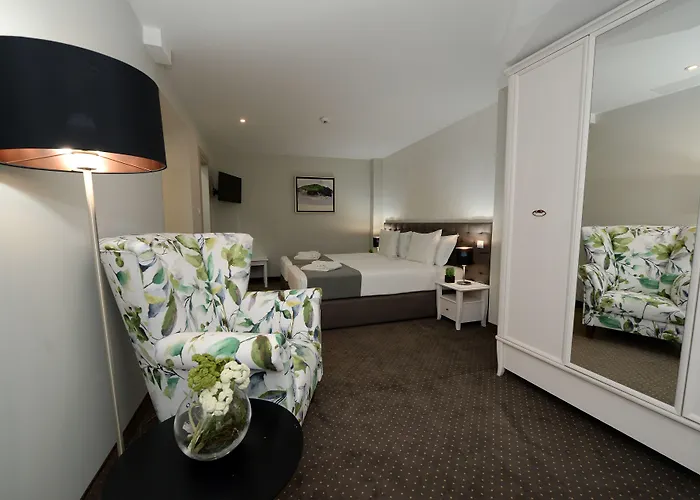 Hotel Alexandar Ii 4*