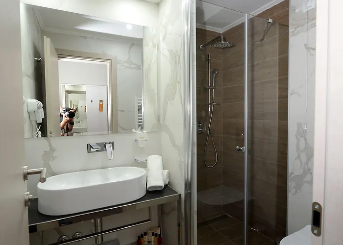 Hotel Alexandar Ii 4*