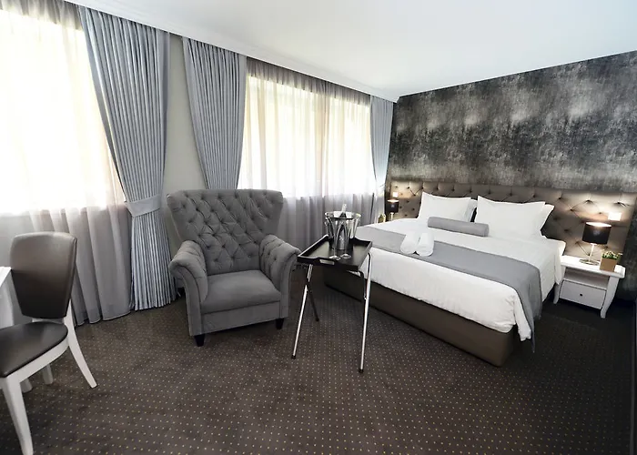Alexandar Ii 4* Skopje